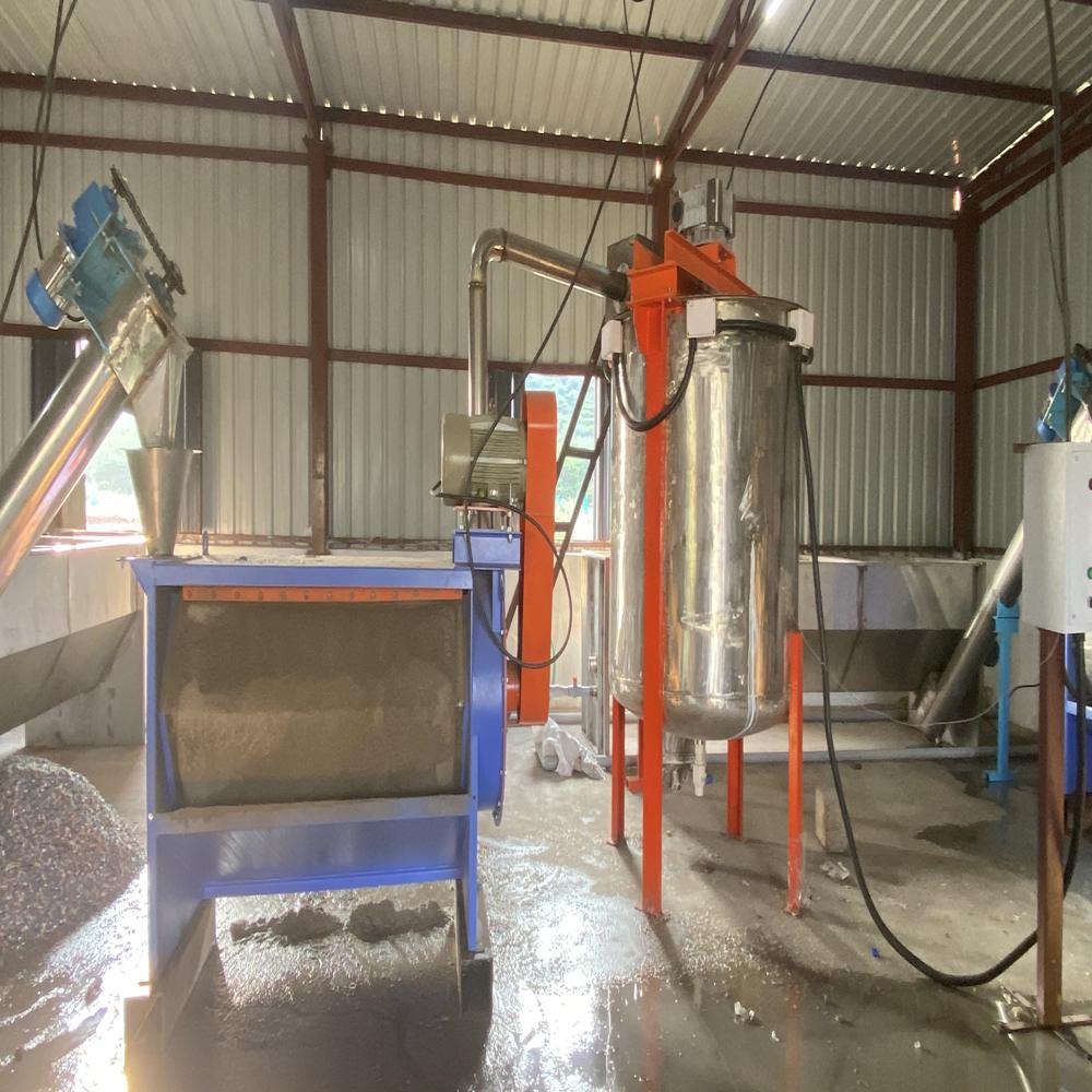 Automatic Plastic Bottle Recycling Plant
