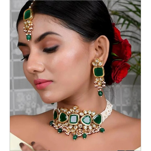JEMTL1930 Threaded Lights Collection Glam Kundan Stone And Pearl Choker Necklace