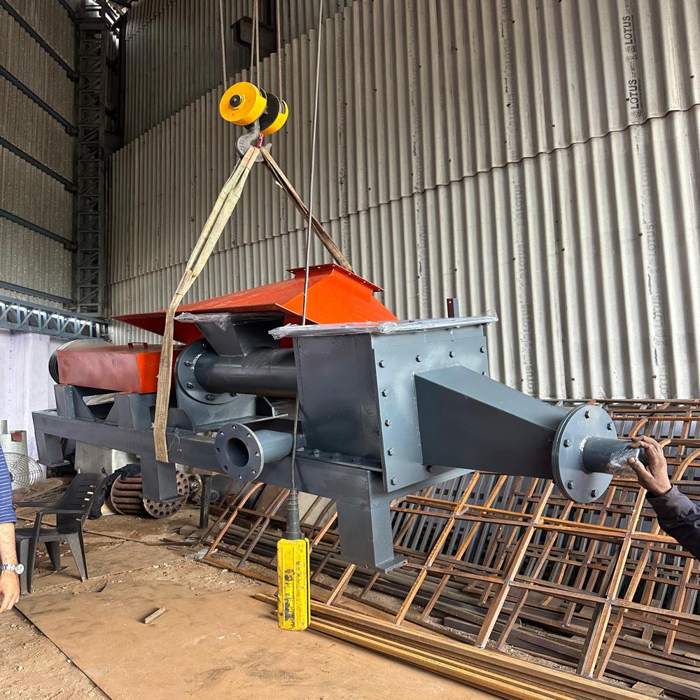 Highly-efficient Cement Feeding System - Capacity: 25 Ton