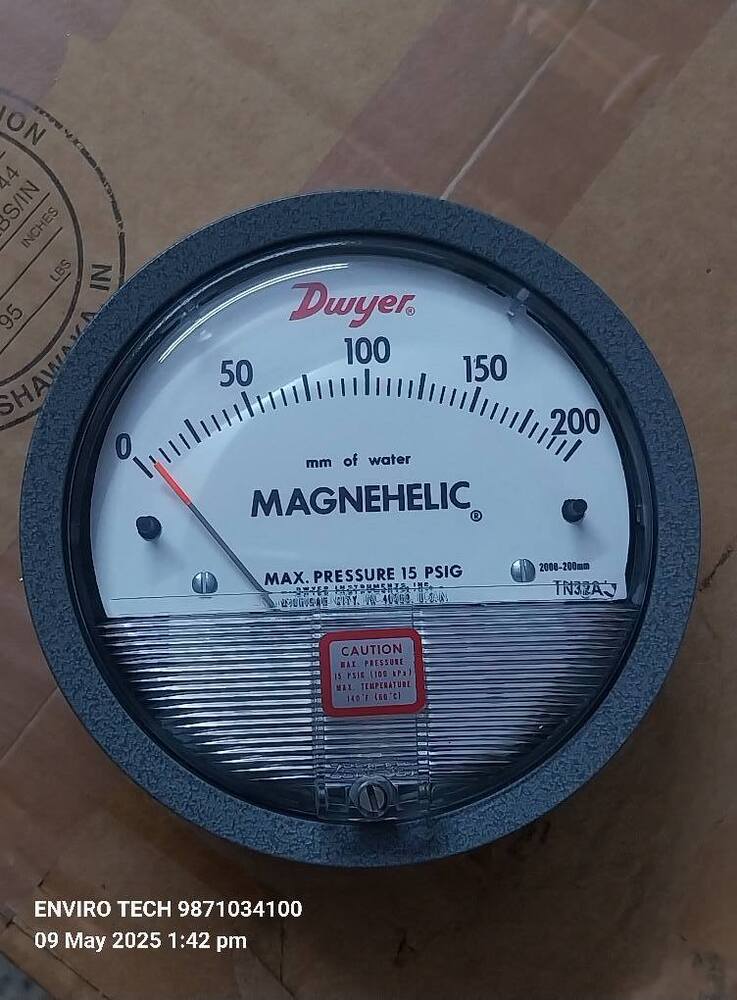 Differential Pressure Gauge Dwyer By Pharmaceutical Industry