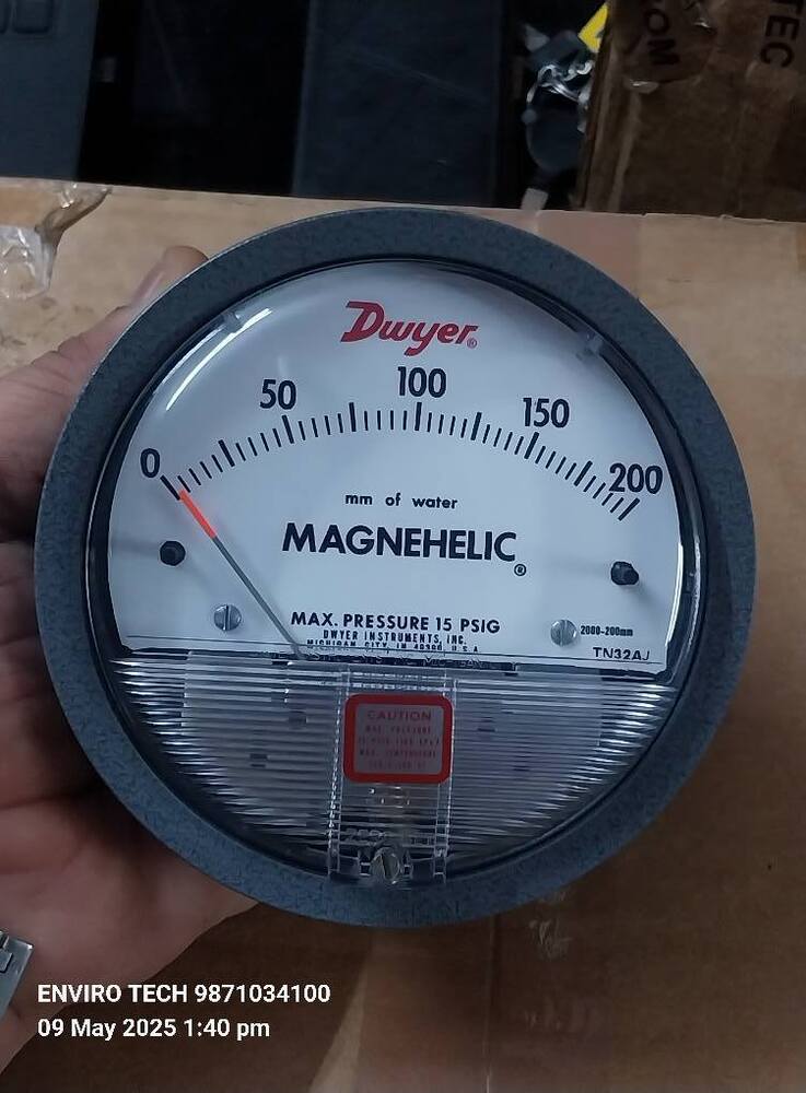 Differential Pressure Gauge Dwyer By Pharmaceutical Industry