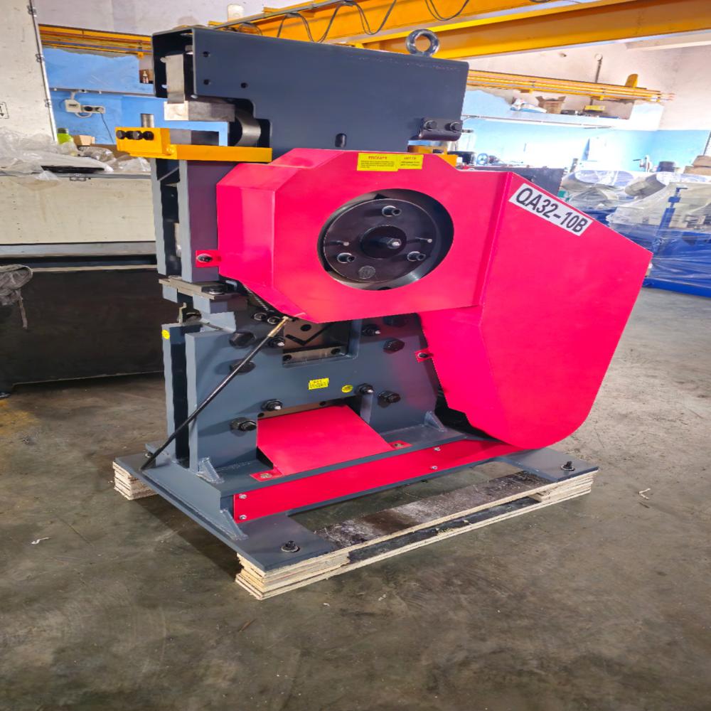 Qa-8b Mechanical Iron Worker Machine - Operating Type: Semi Automatic