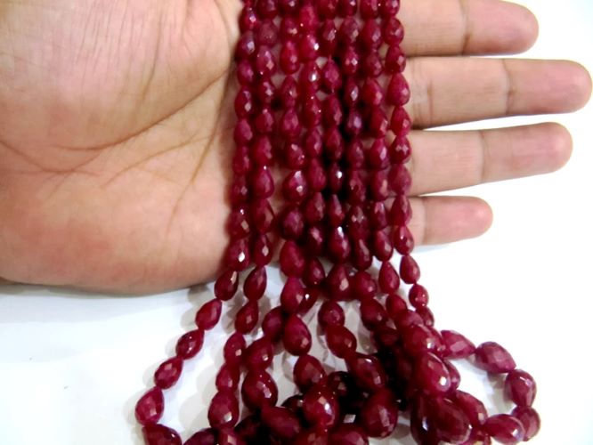 Genuine Ruby Corundum 6x8mm to 9x13mm Briolette Faceted Tear drop Shape Graduated Beads 8 inches