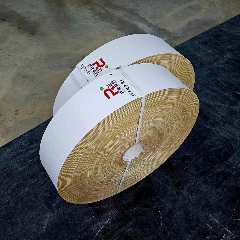 white synthetic belt