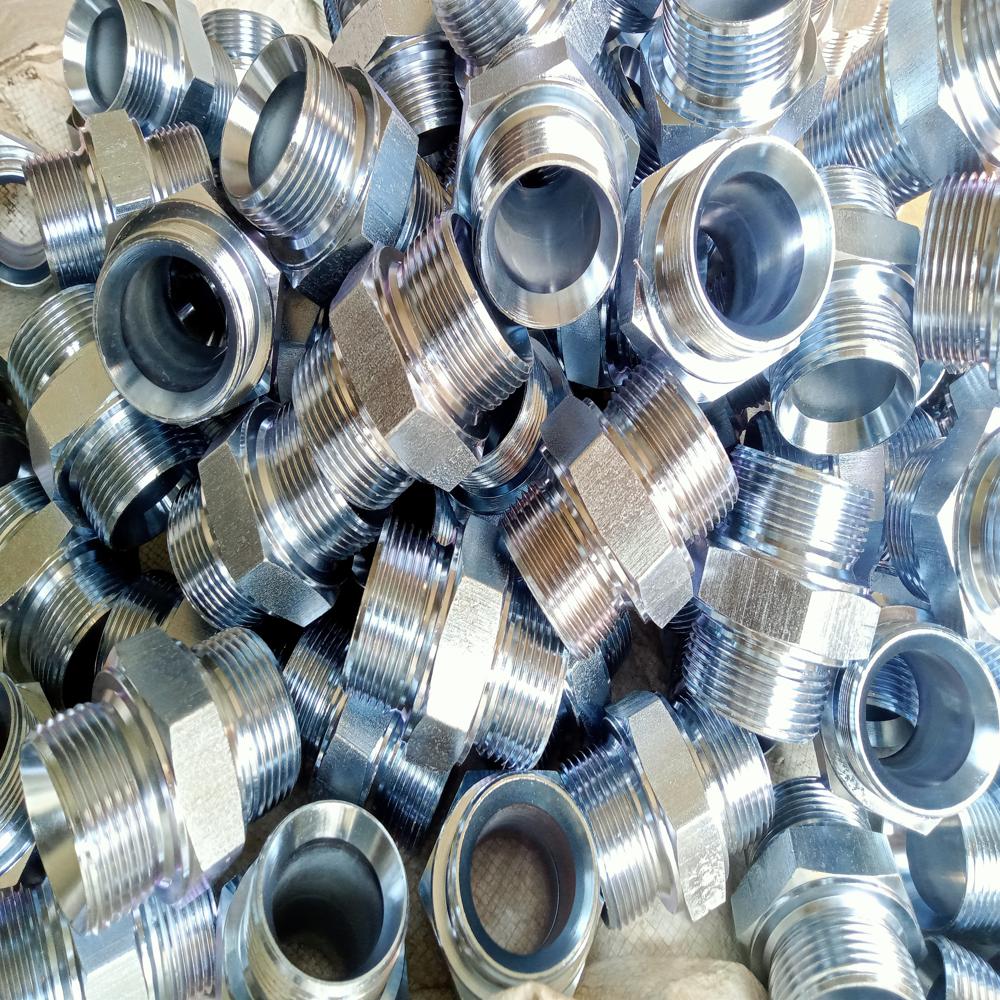 Hydraulic Male Adapter - Color: Silver