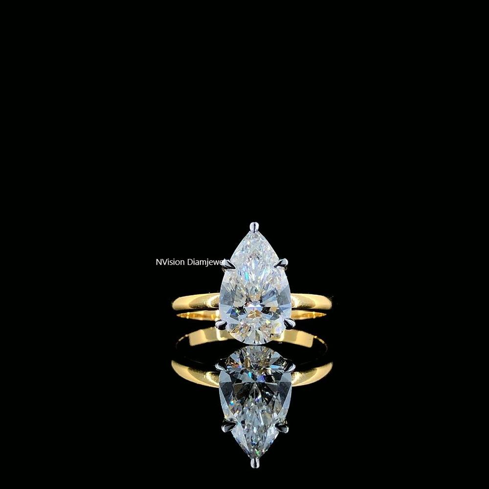 Queens Pear Cut LabGrown Diamond Ring 