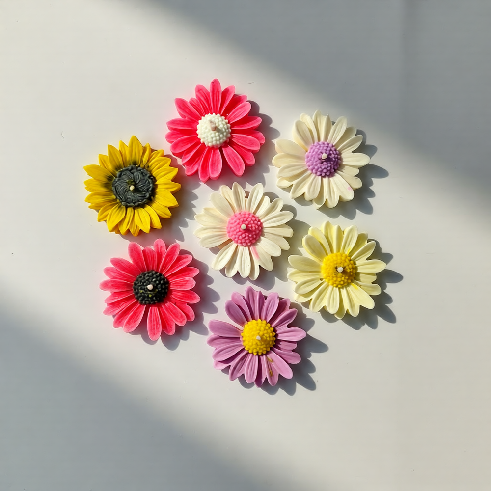 Daisy Decorative Candles