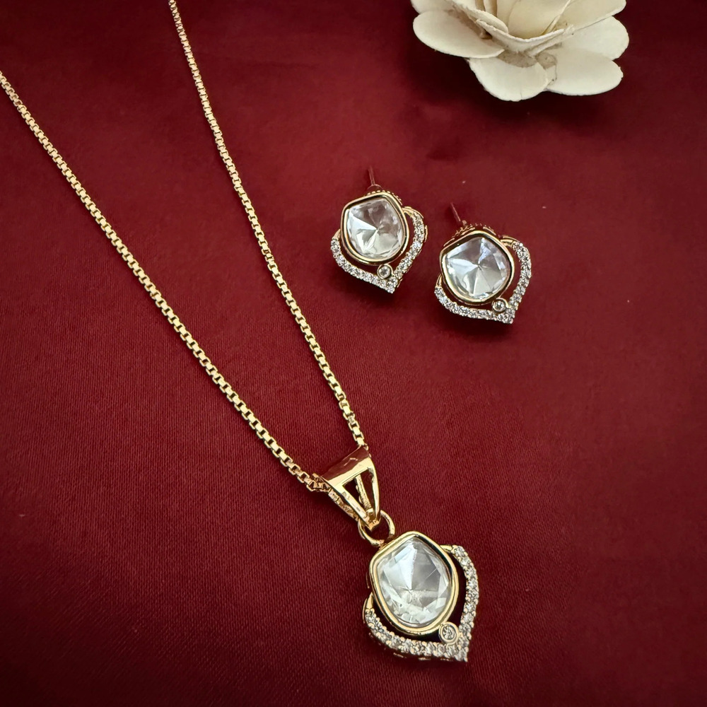 Single Kundan Polki Pendant Set