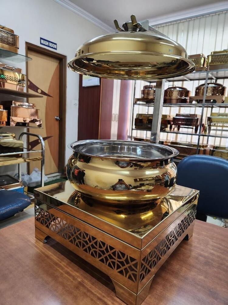 Golden Buffet Set