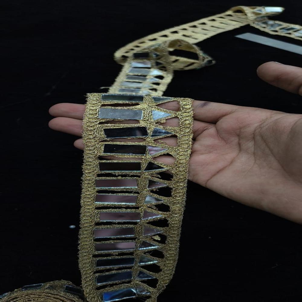 Mirror Lace - Color: Palmet
