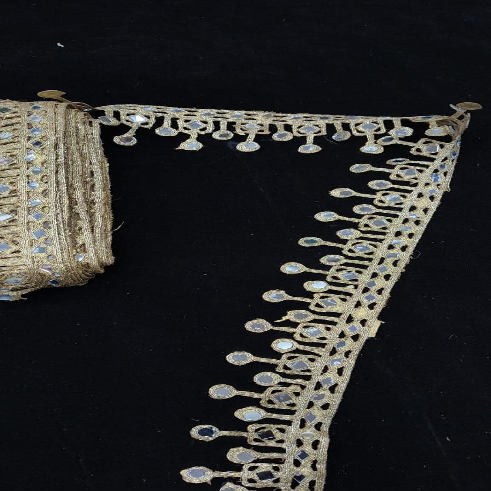 Mirror Lace - Color: Palmet