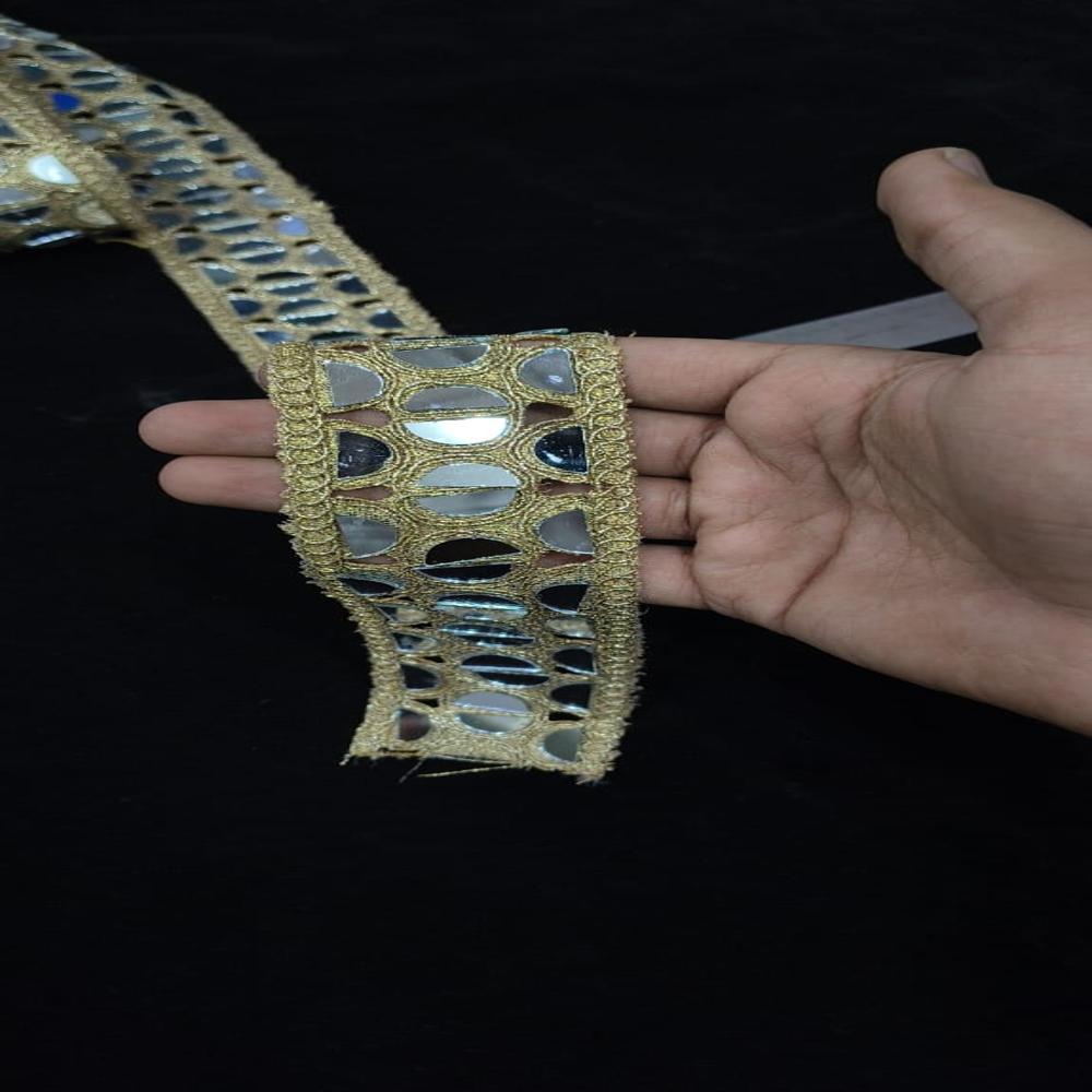 Mirror Lace - Color: Palmet