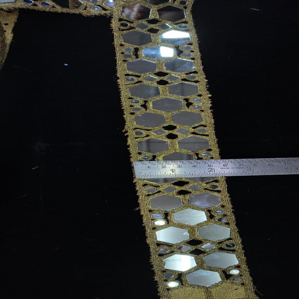 Mirror Lace - Color: Palmet