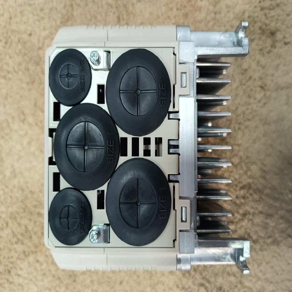 CIMR-AD4A0007FMA - Yaskawa Ac Drive A1000