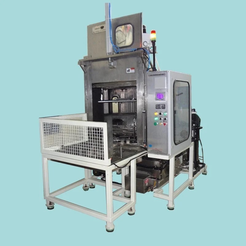 Turntable Parts Cleaning Machine - Color: Silver