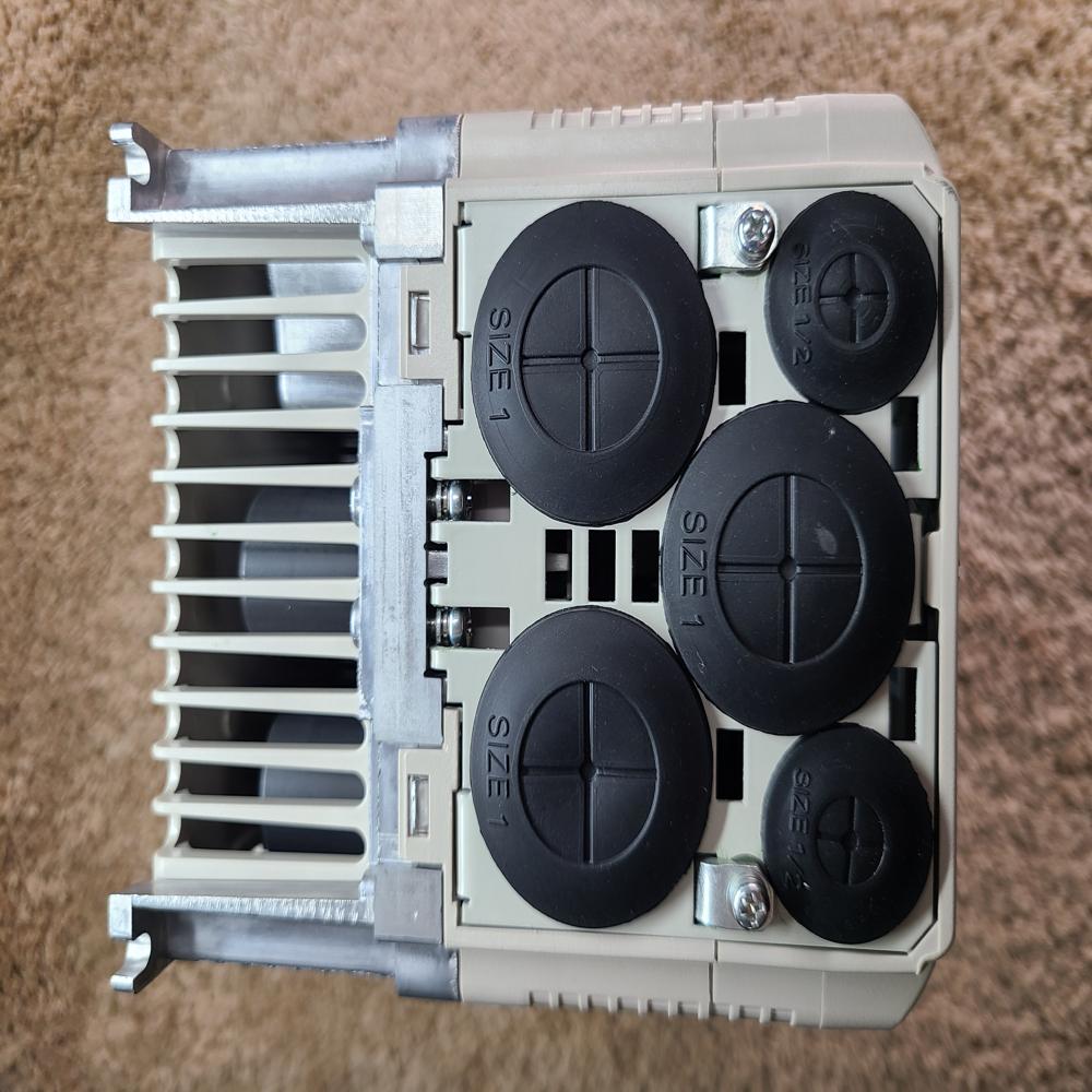 CIMR-AD4A0023FMA - Yaskawa Ac Drive A1000