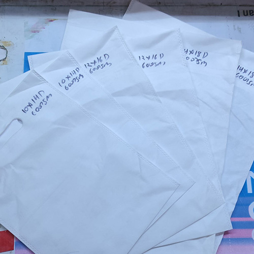 10x14 - 12x16 - 14x18 D Cut Non Woven Bag