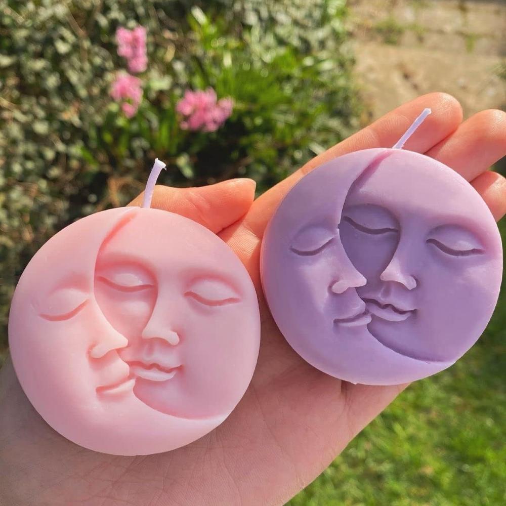 Moon face Scented candle 