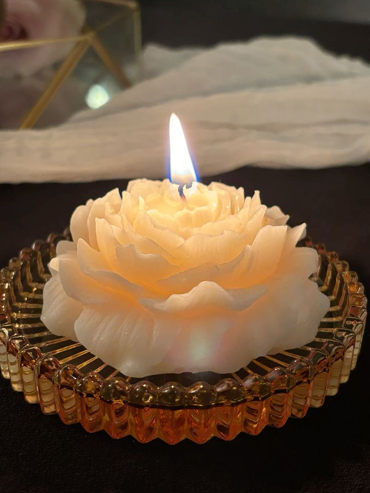Peony flower candle 