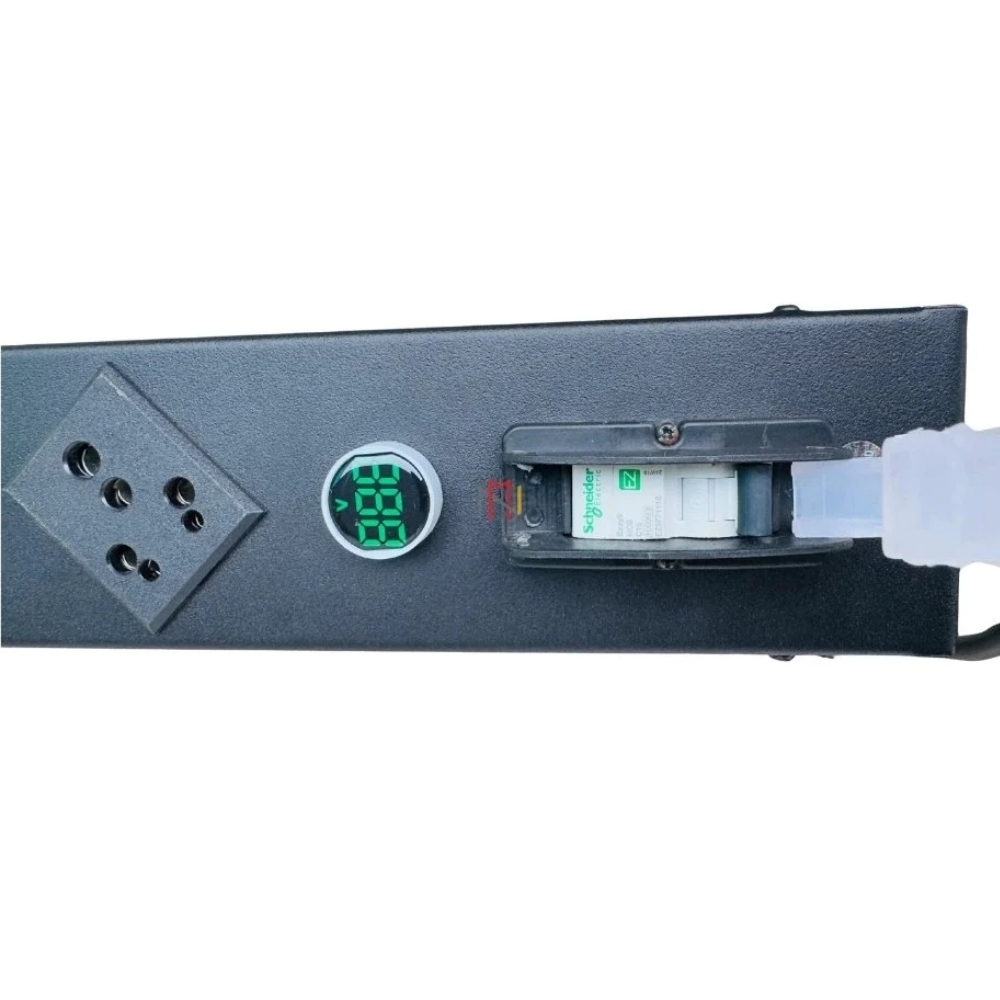 12 Socket Power Distribution Unit 04 - Application: Server / Network Rack