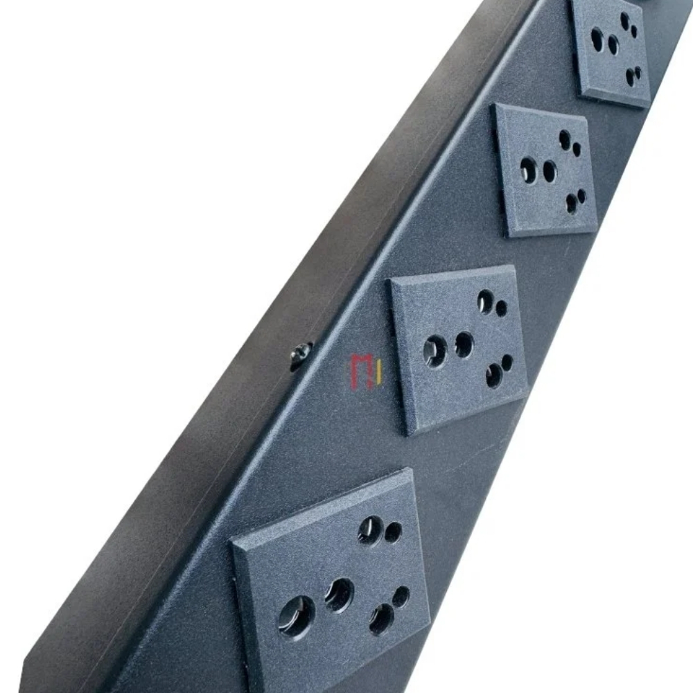 12 Socket Power Distribution Unit 04 - Application: Server / Network Rack