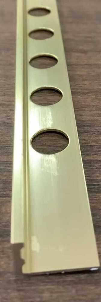 ALUMINIUM TILE BEADING 8F GOLD