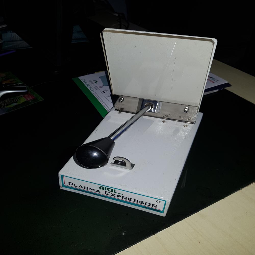 Automatic Plasma Expressor
