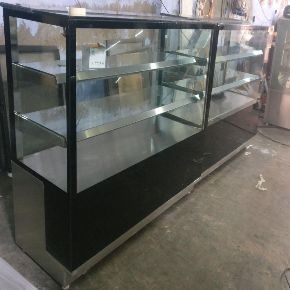Cake Display Cases - Color: Transparent