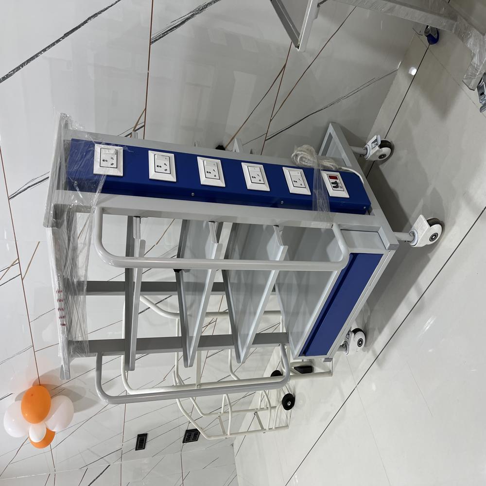 Endoscopy Trolley - Feature: Water Resistance