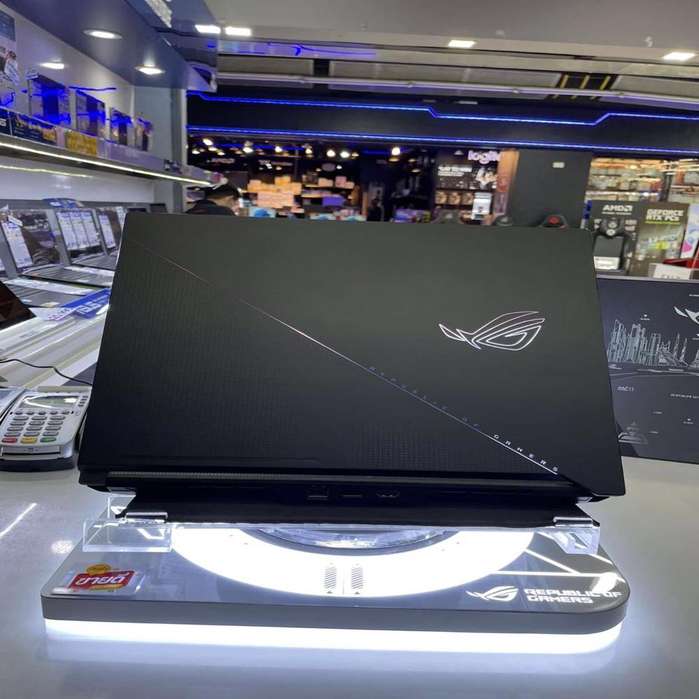 ASUS ROG Zephyrus Duo 16 Dual Screen Laptop, 16 AMD Ryzen 9 7945HX, 16GB RTX 4090, Gaming Laptop