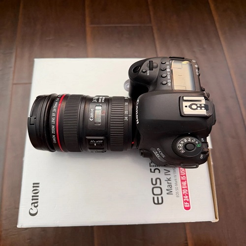 Canon EOS 5D Mark IV Full Frame Digital SLR Camera