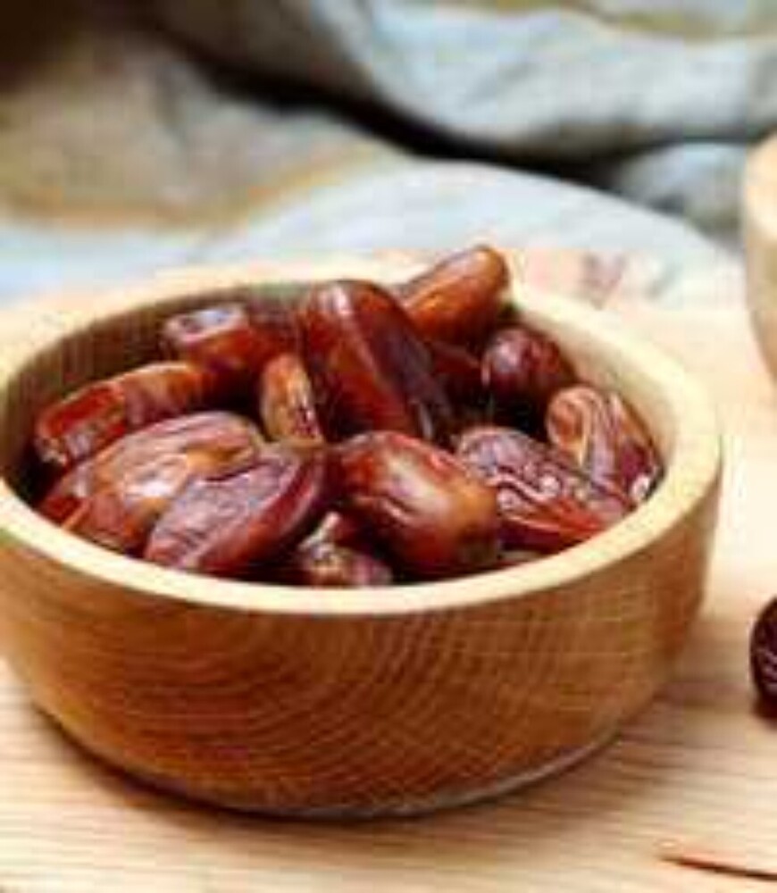 Deglet Noor Dates - Carbohydrate: 75a  80 G Per 100 G Grams (G)