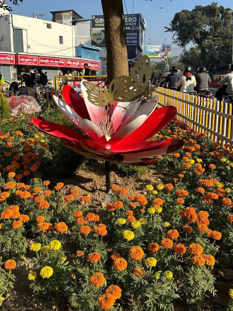 Metal Flower Art