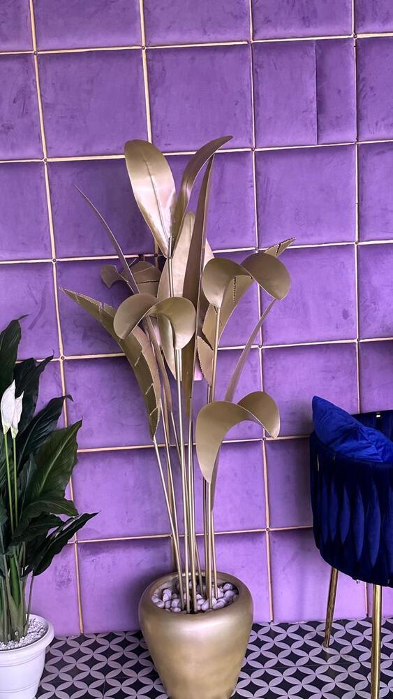 Metal Plant Sculpture