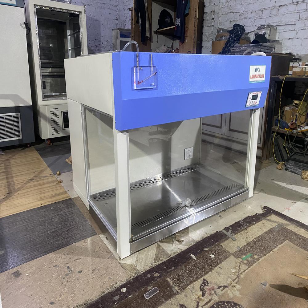 Aicil Ms Vertical Laminar Flow - Automatic Grade: Semi-automatic