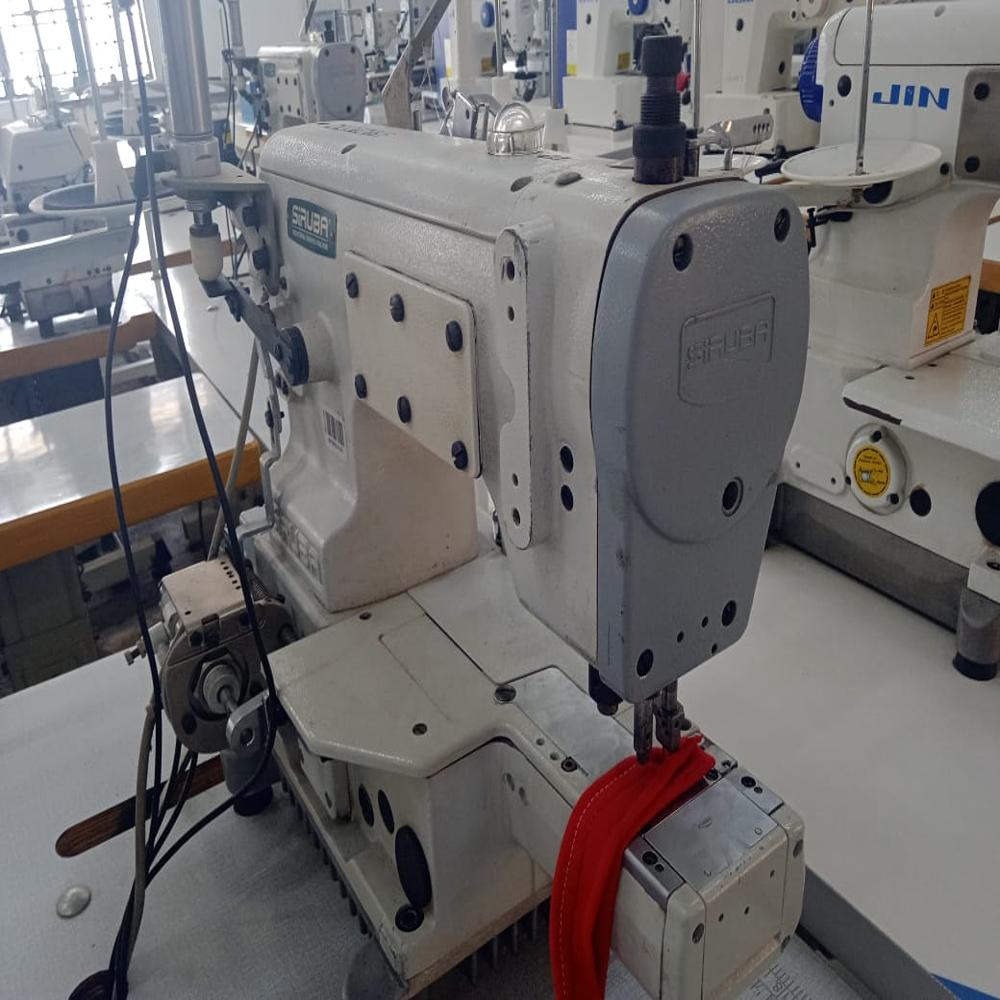 Second Hand Sewing Machine Siruba C007j Cylinder Bed Interlock Sewing Machine - Color: Multiple
