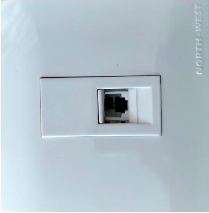 Ethernet Wall Socket - Accuracy: 100 %