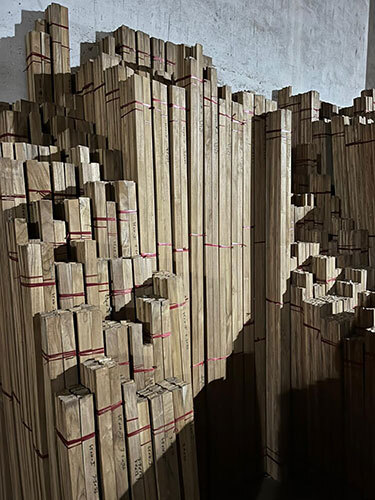 Teak wood margin pati