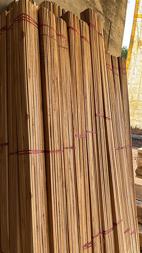 Teak Wood Margin Pati