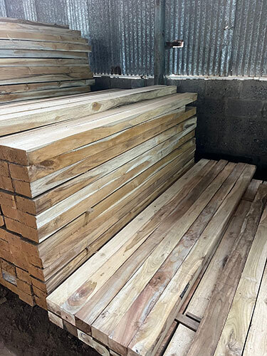Solid Teak Wood Planks Solid Teak Wood Planks