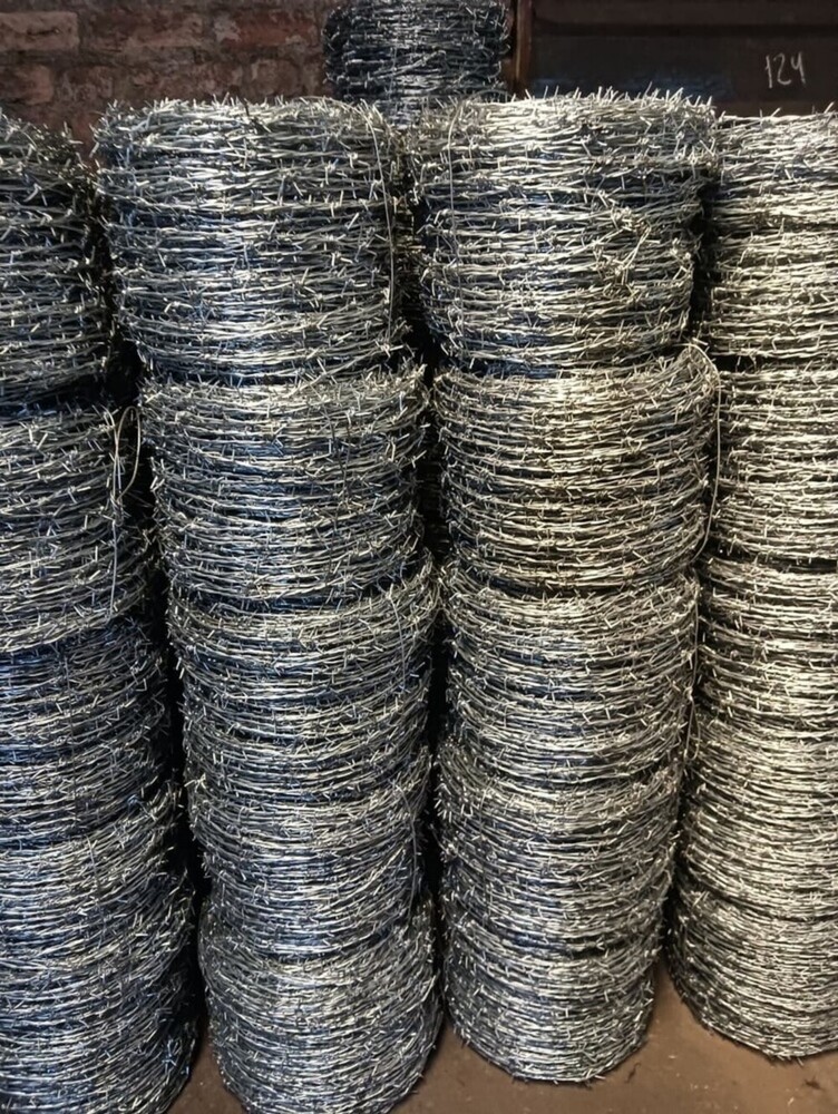 Fencing Barbed Wire - Color: Silver (Gi)