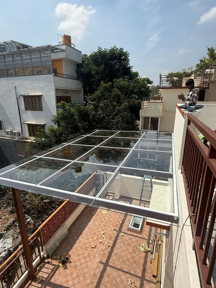 Glass Canopy - Color: Transperent
