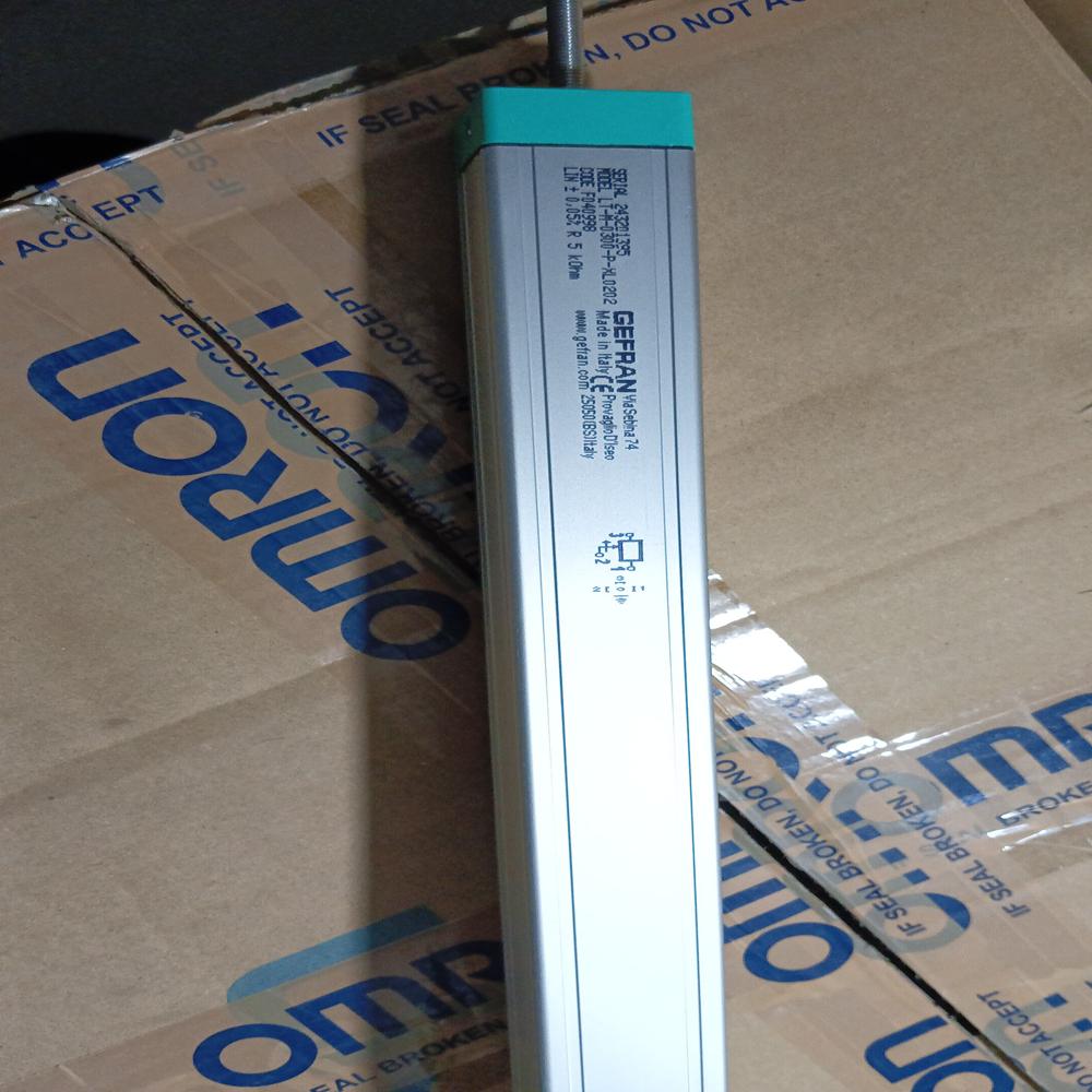 Pkm-2000mm Gefran Linear Scale - Stainless Steel, 2000mm Stroke Length, Silver Finish | 12v Dc Voltage, 20kohm Resistance Range, Ideal For Industrial Measurement