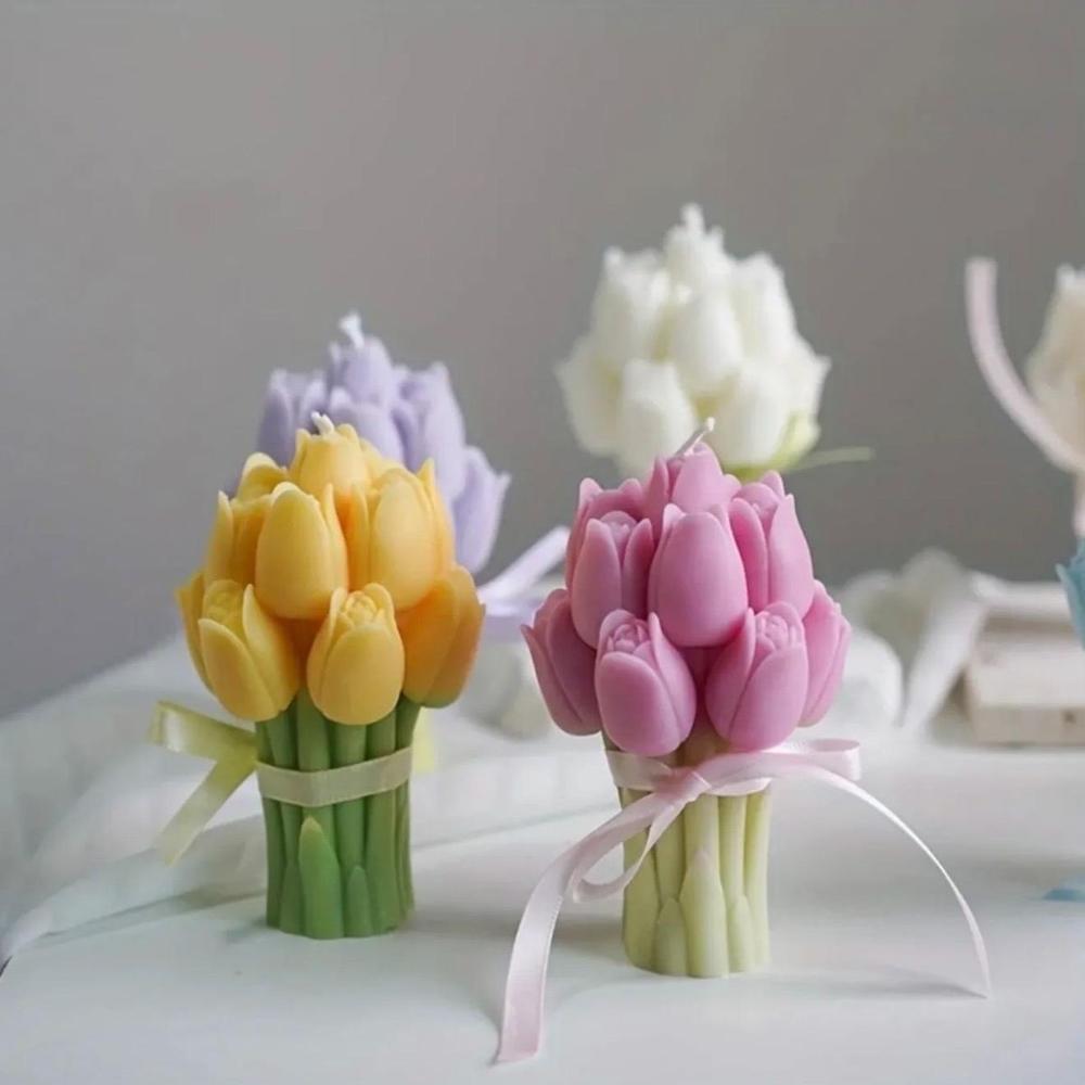 Tulip flower candle 