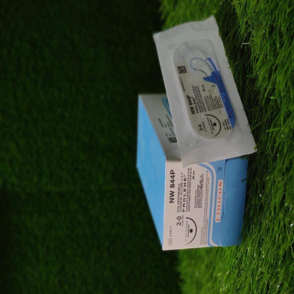 Ethicon Prolene Suture - Length: 50  Centimeter (Cm)