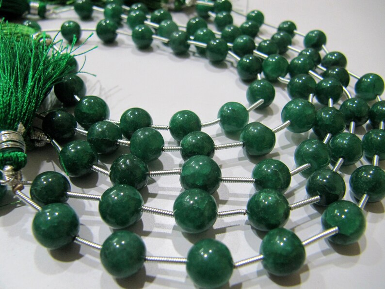 Dyed Emerald Round Plain Smooth Ball Shape 8-9mm Size Beads Strand 8 inches long