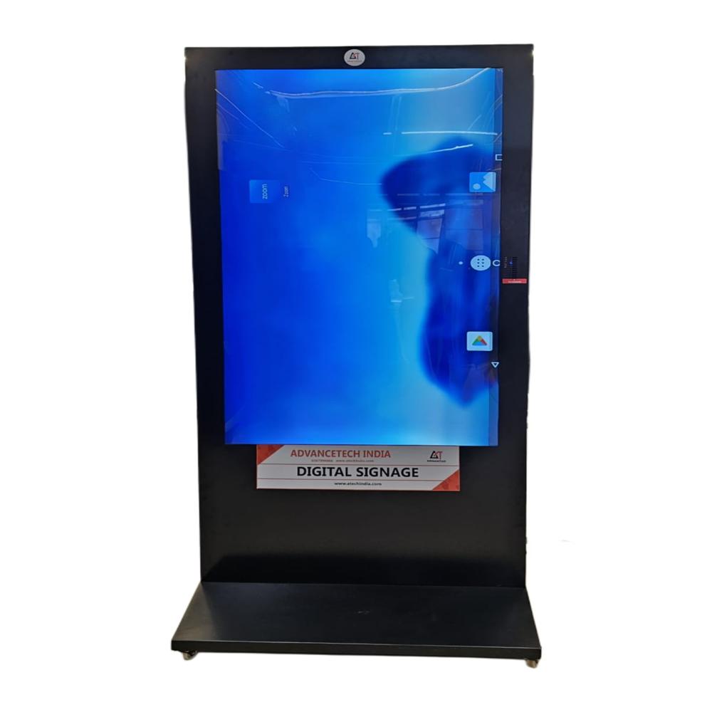 Compact Signage Screen - Application: Mall