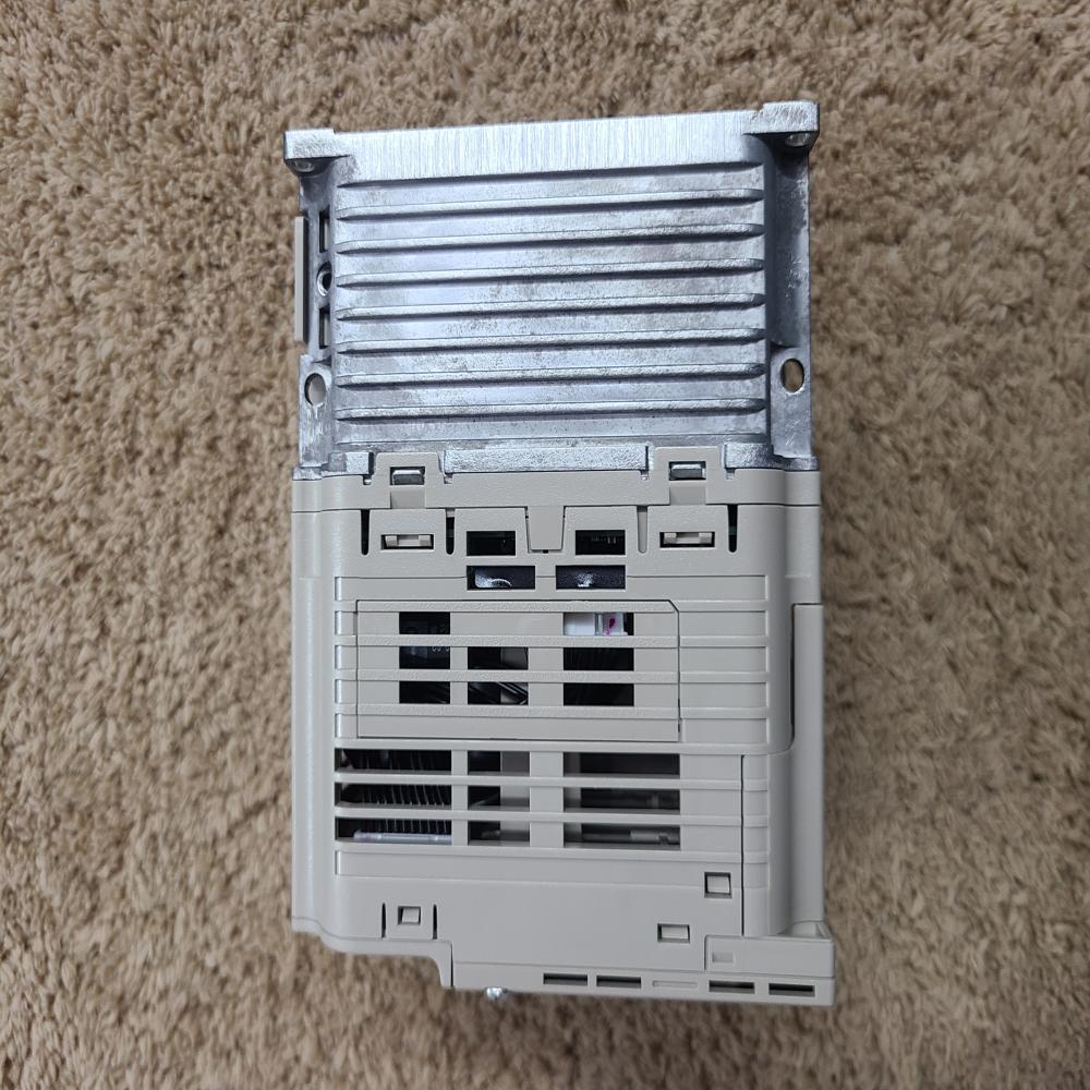 CIMR-JT4A0005BAA - Yaskawa Ac Drive J1000