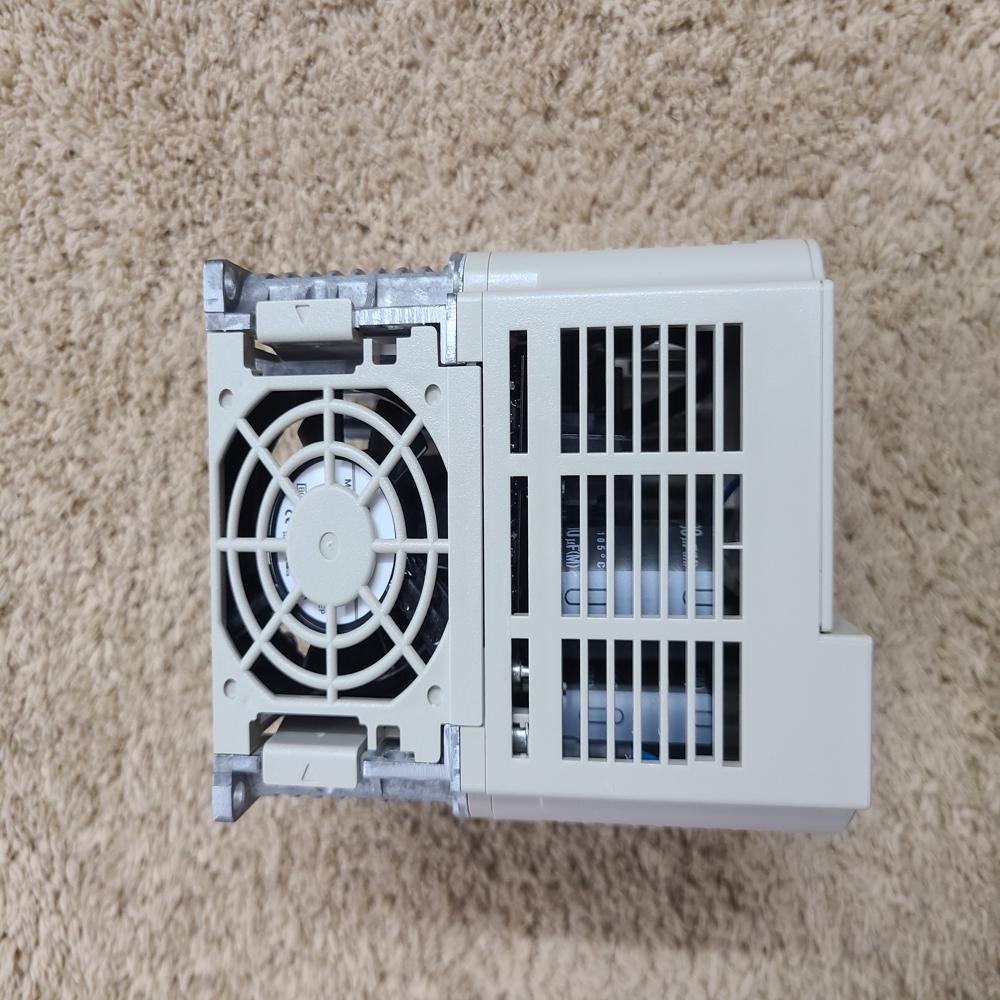 CIMR-JT4A0005BAA - Yaskawa Ac Drive J1000