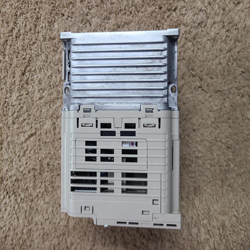 CIMR-JT4A0007BAA - Yaskawa Ac Drive J1000